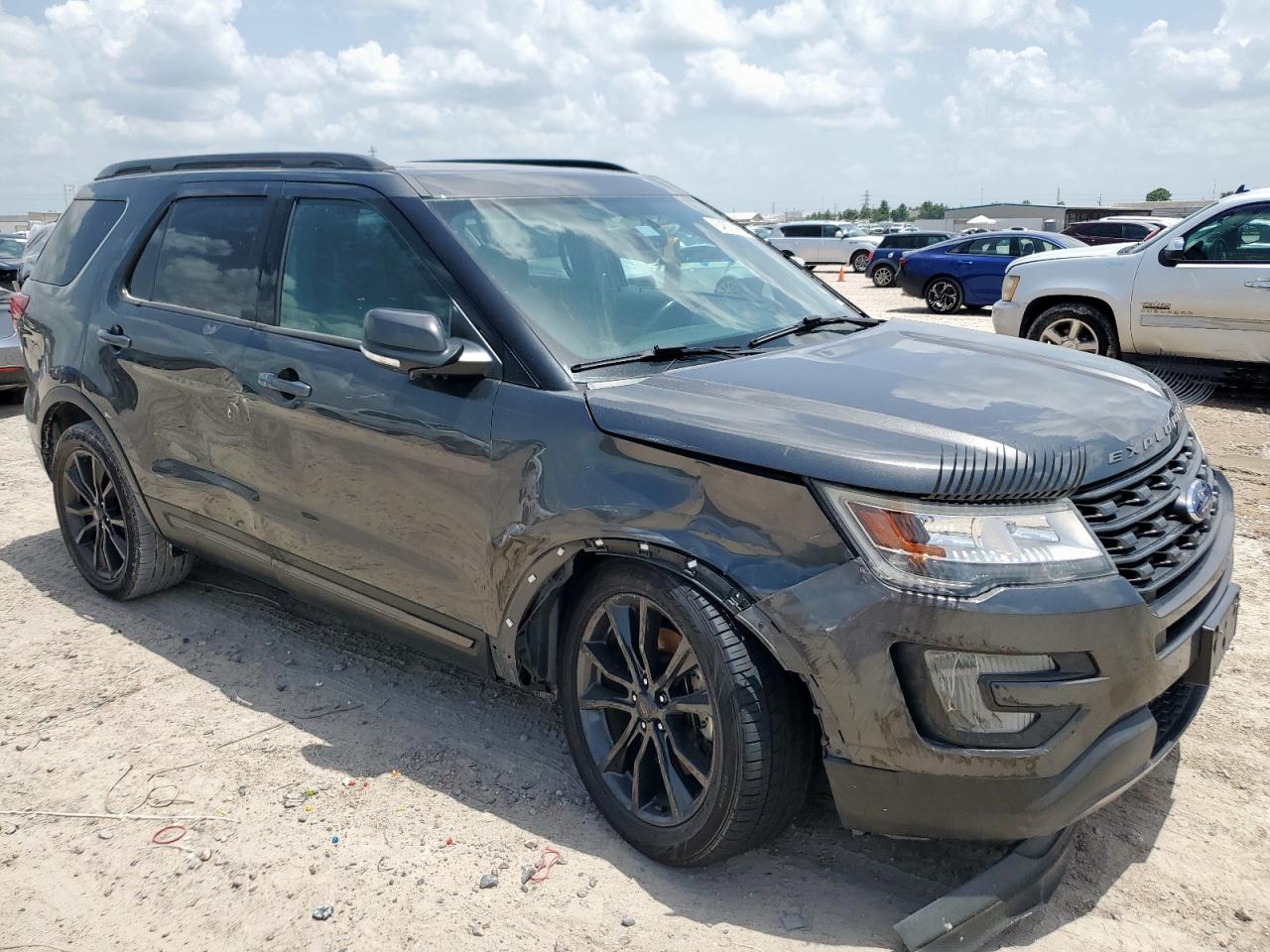 VIN: 1FM5K7D88HGD41816 2017 FORD EXPLORER