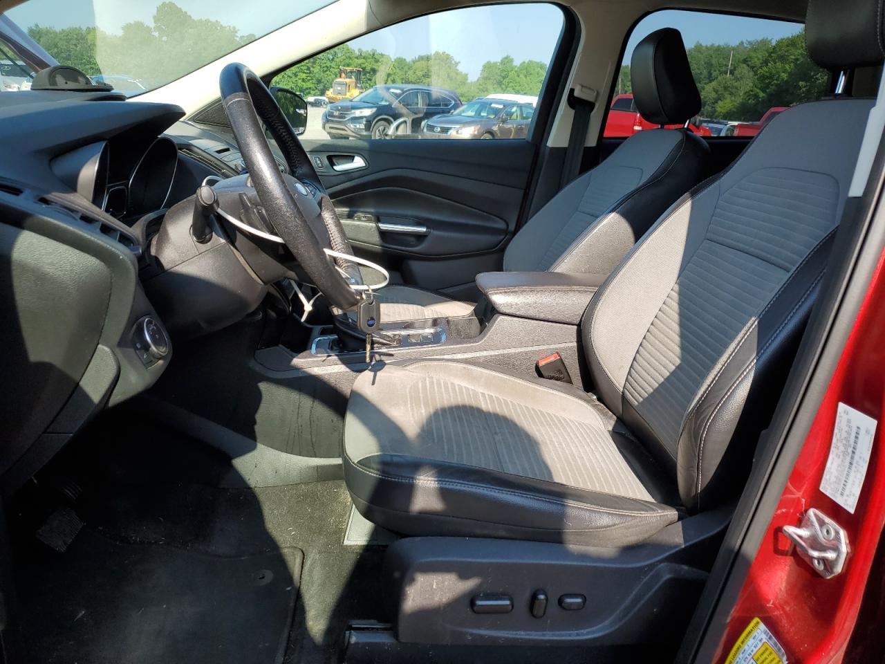 2018 Ford Escape Se VIN: 1FMCU9GD3JUC30233 Lot: 64203535