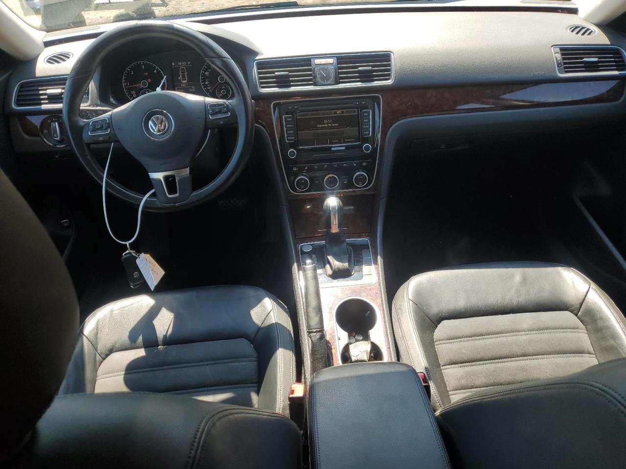 2013 Volkswagen Passat Sel VIN: 1VWCN7A33DC138813 Lot: 63376735