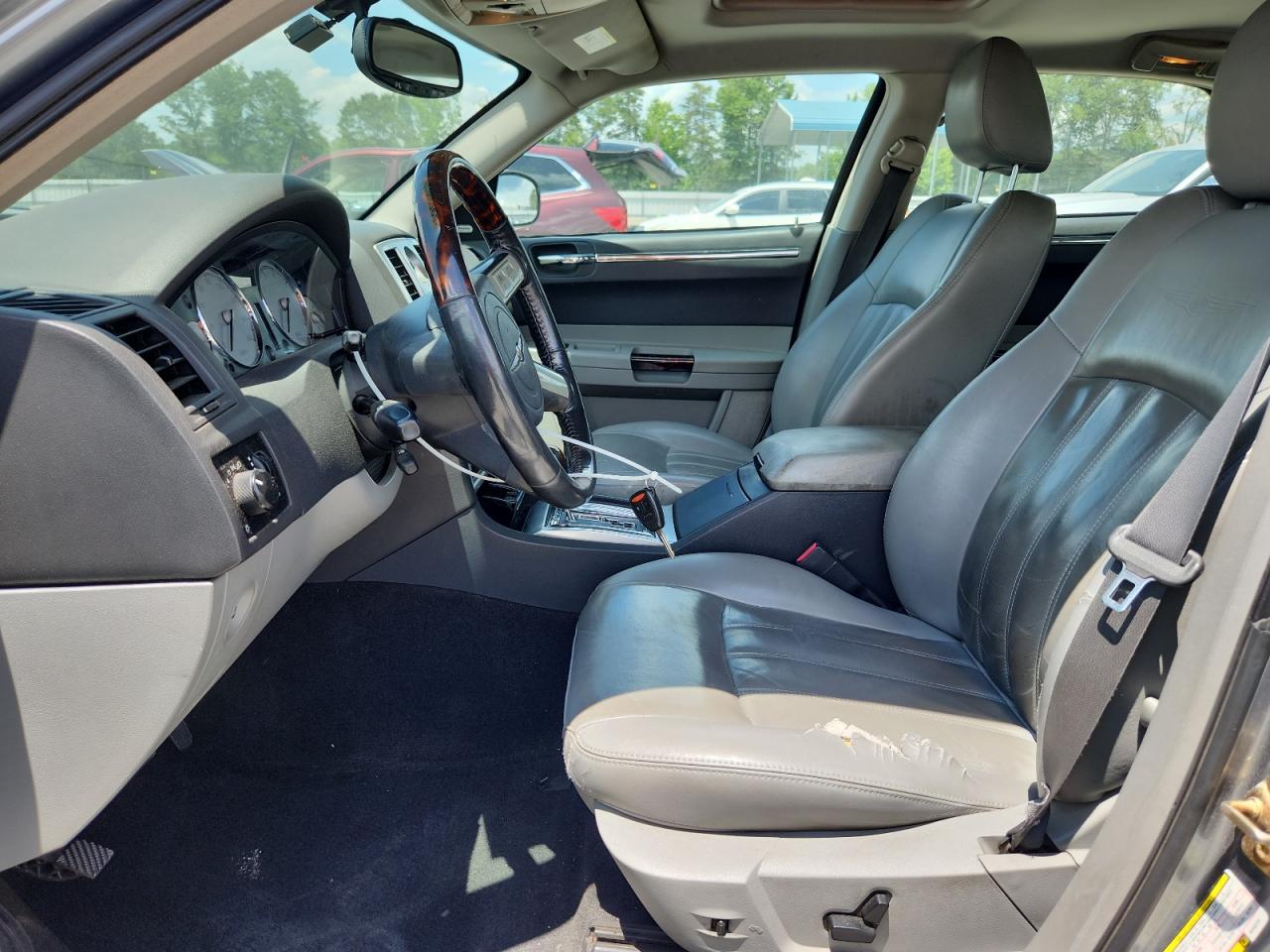 2006 Chrysler 300C VIN: 2C3KA63H06H463761 Lot: 65388065