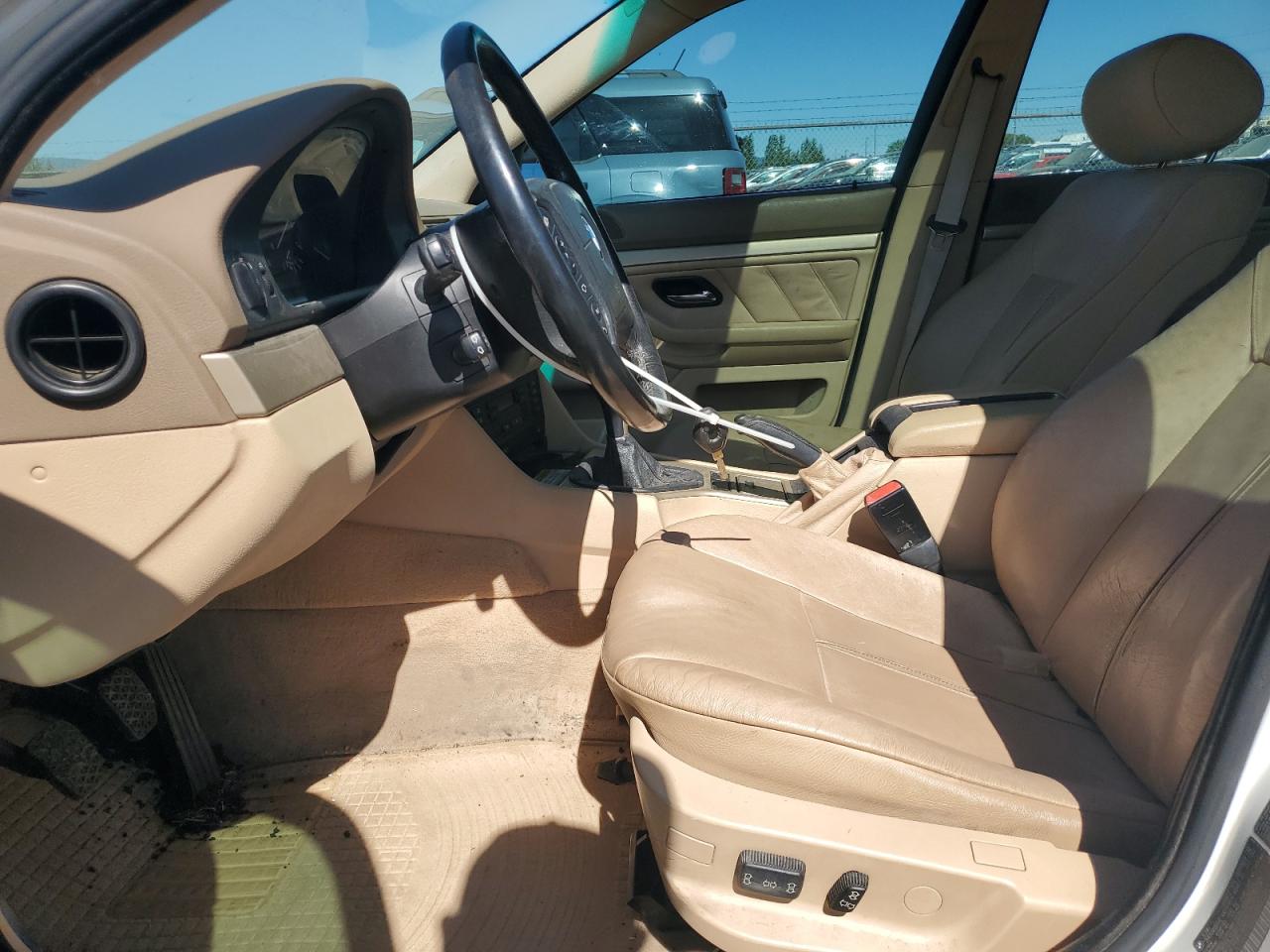 2000 BMW 528 I VIN: WBADM5340YBY19525 Lot: 63265695