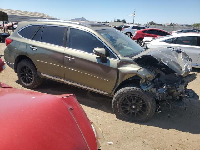  SUBARU OUTBACK 2018 Green