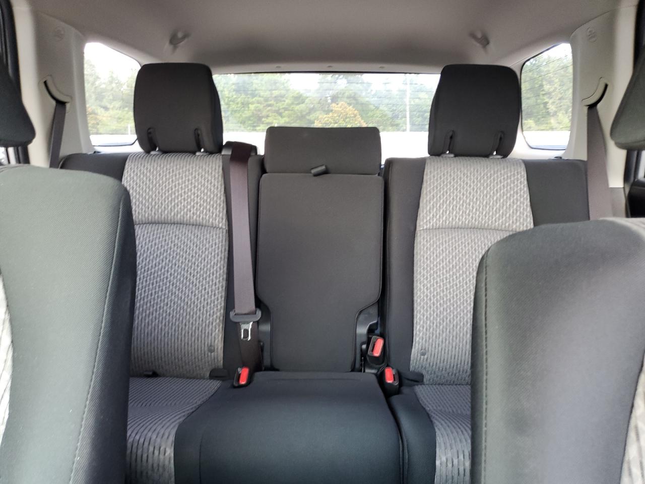 2019 Toyota 4Runner Sr5/Sr5 Premium VIN: JTEBU5JR1K5685800 Lot: 64575515