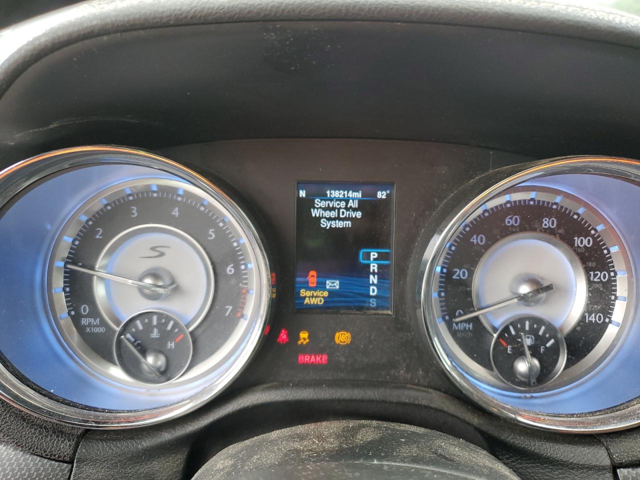 2014 Chrysler 300 S VIN: 2C3CCAGG2EH331375 Lot: 64827995