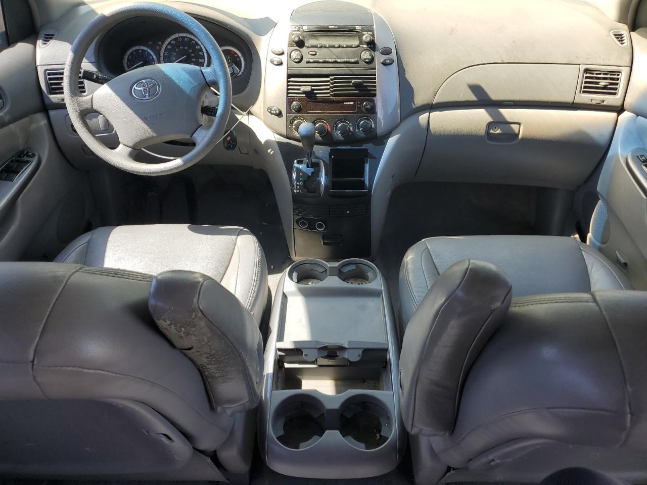 2007 Toyota Sienna Ce VIN: 5TDZK23C17S049900 Lot: 61481735
