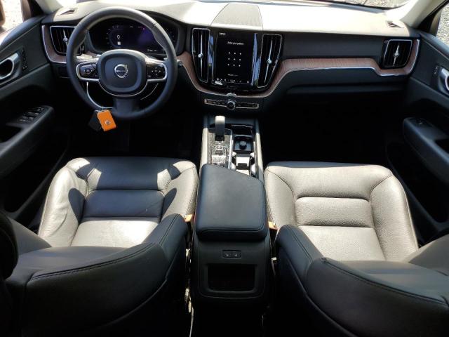  VOLVO XC60 PLUS 2023 Czarny