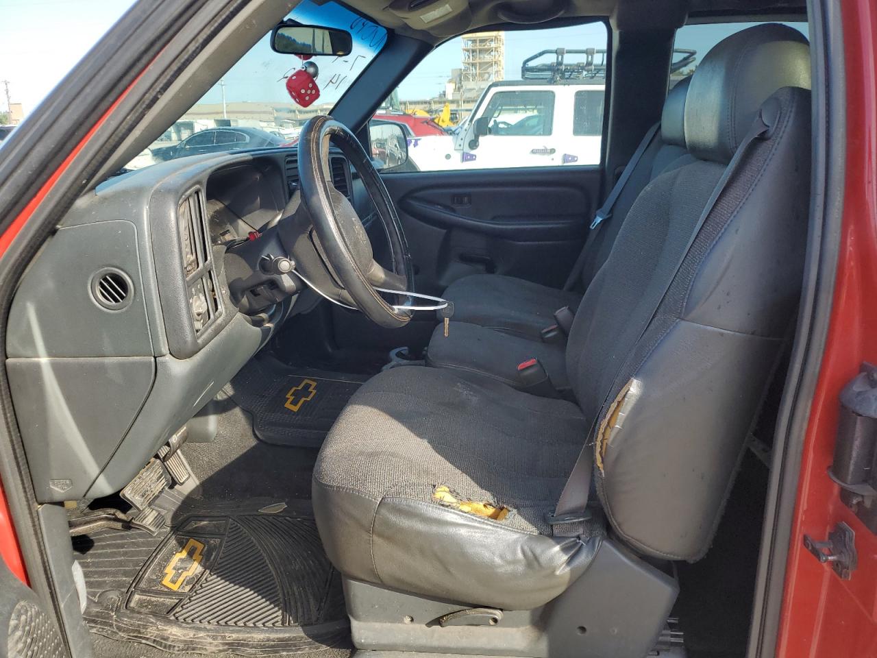 2002 Chevrolet Silverado C1500 VIN: 2GCEC19V521140022 Lot: 64477865