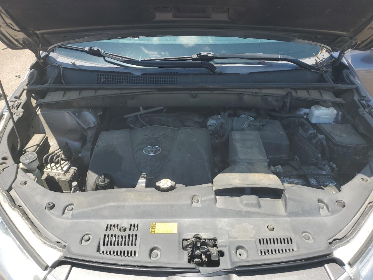 2019 Toyota Highlander Se VIN: 5TDKZRFH7KS324692 Lot: 64670765