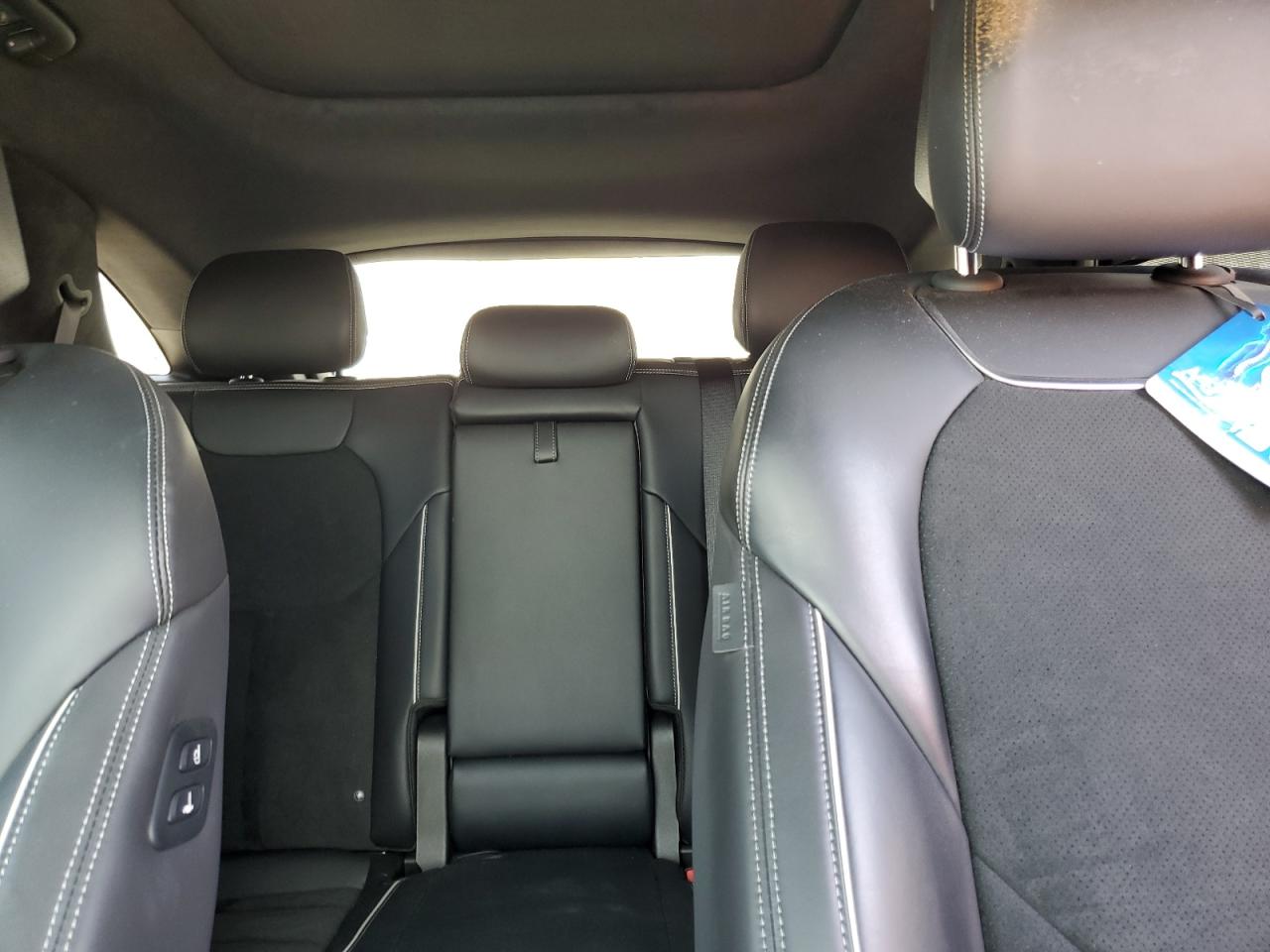 2022 Genesis Gv70 Base VIN: KMUMCDTC8NU073362 Lot: 63855425