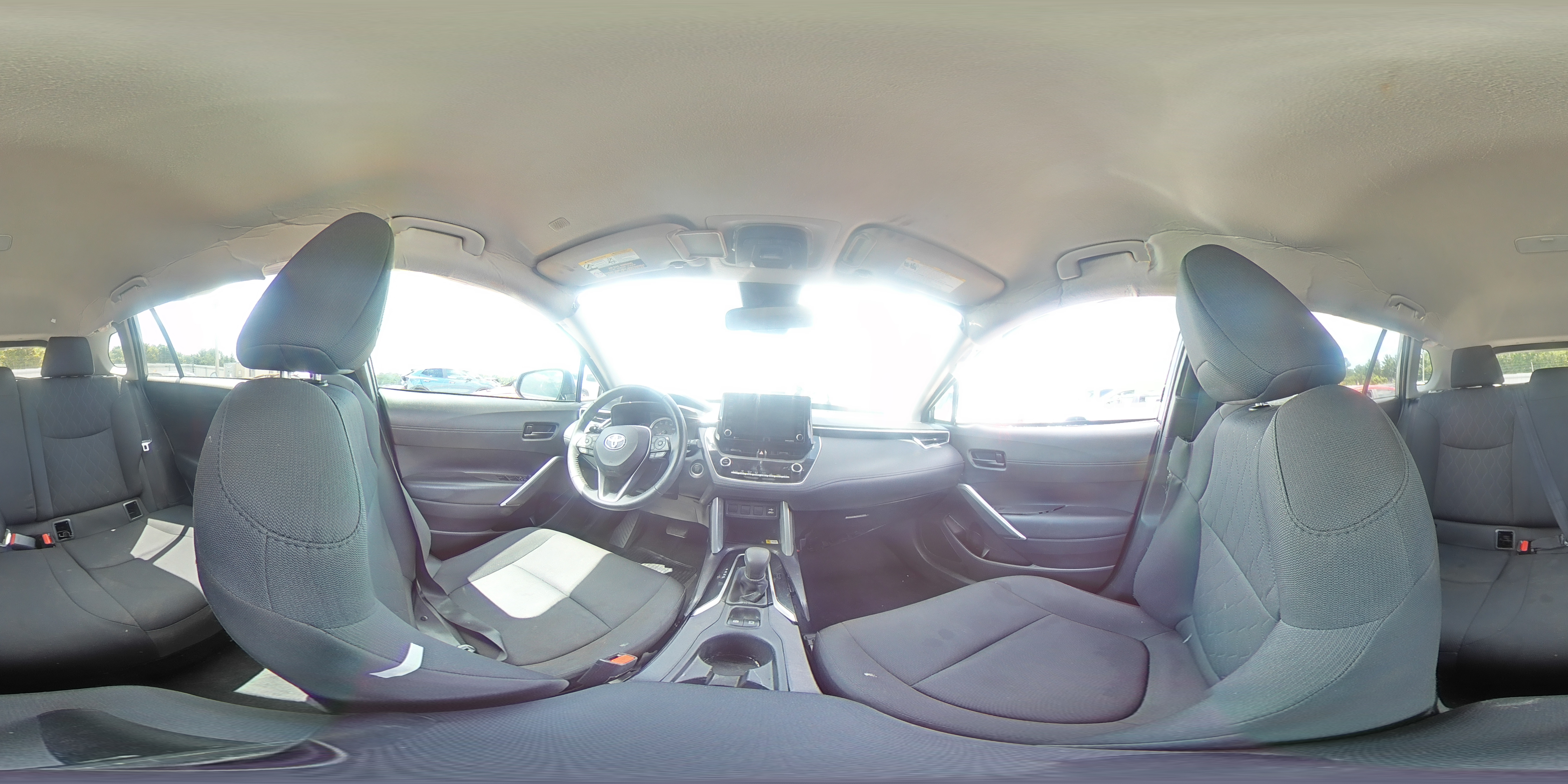 2022 Toyota Corolla Cross Le VIN: 7MUCAAAG4NV017048 Lot: 65010725
