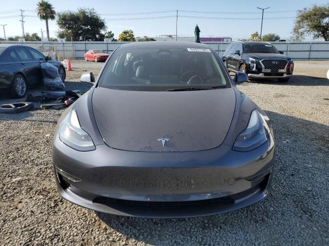  TESLA MODEL 3 2023 Szary