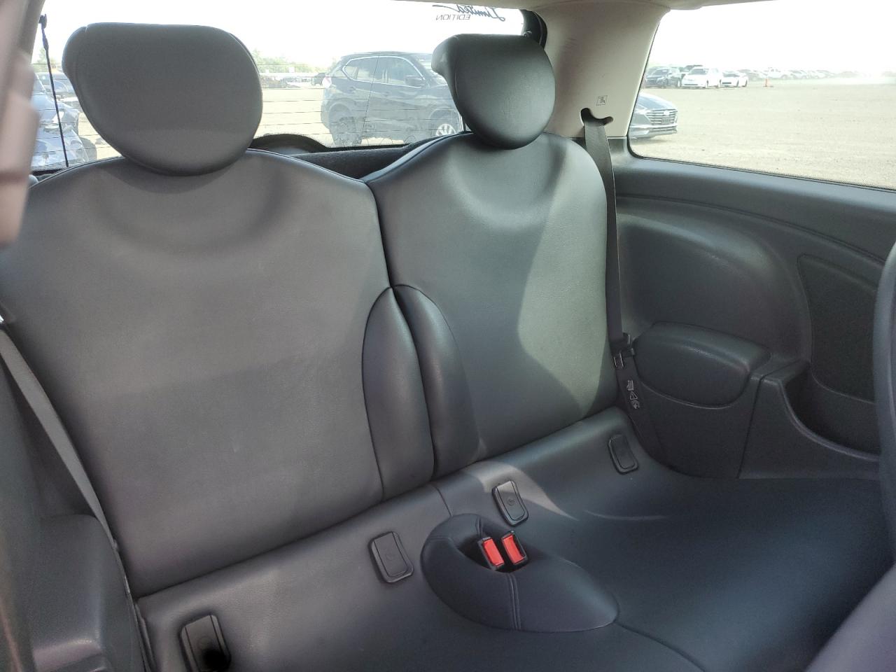 2006 Mini Cooper VIN: WMWRC33596TK70386 Lot: 65933205