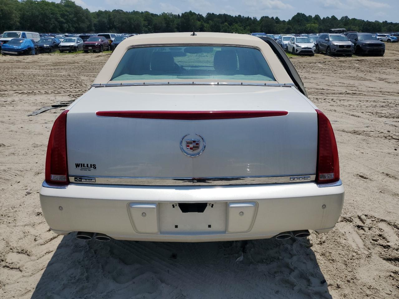 2008 Cadillac Dts VIN: 1G6KD57Y38U180037 Lot: 63107535