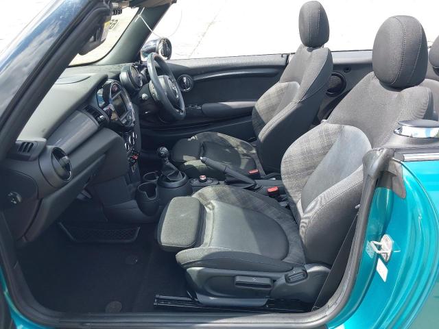 2018 MINI COOPER