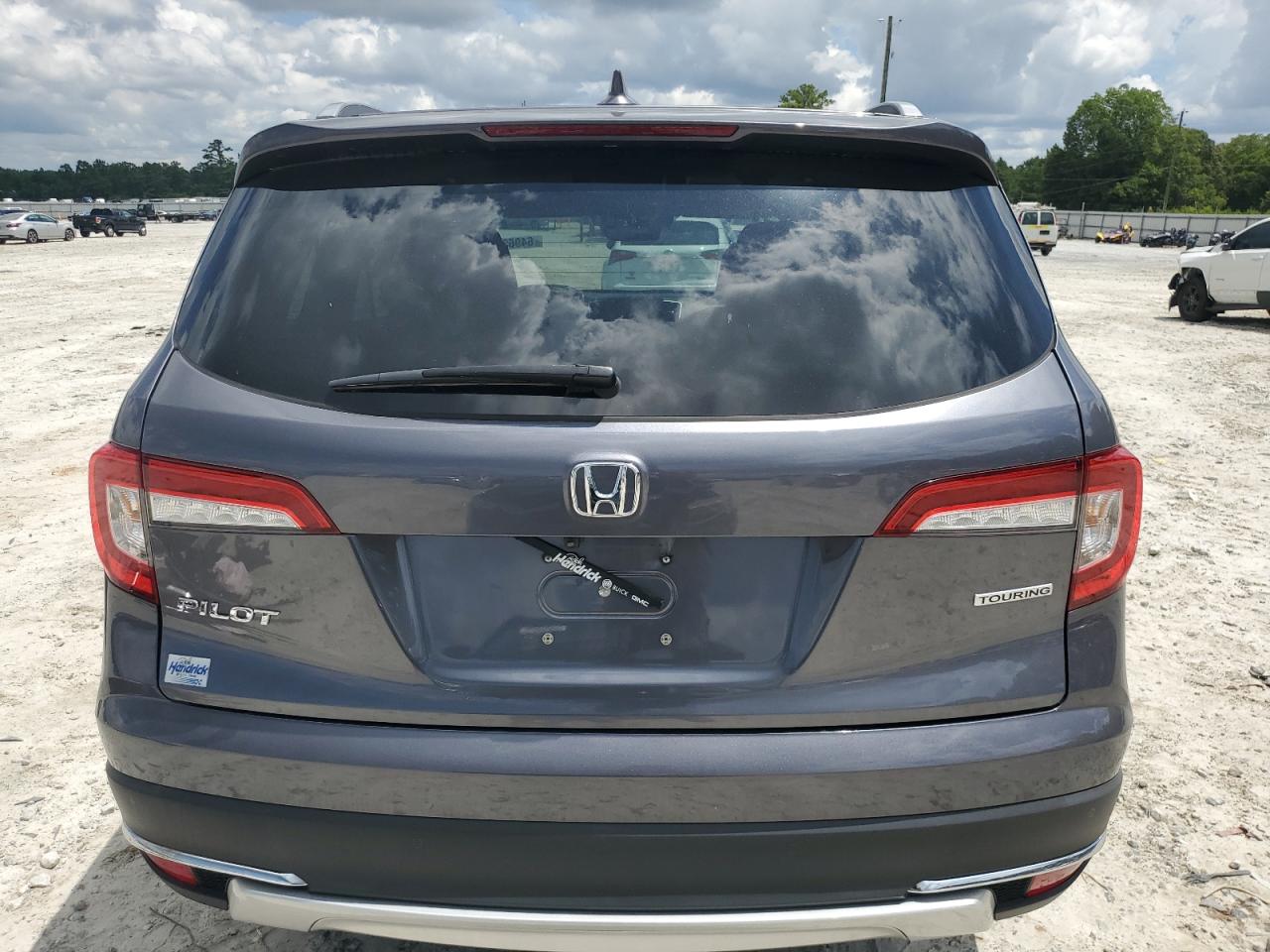 2022 Honda Pilot Touring VIN: 5FNYF5H68NB029195 Lot: 64963765