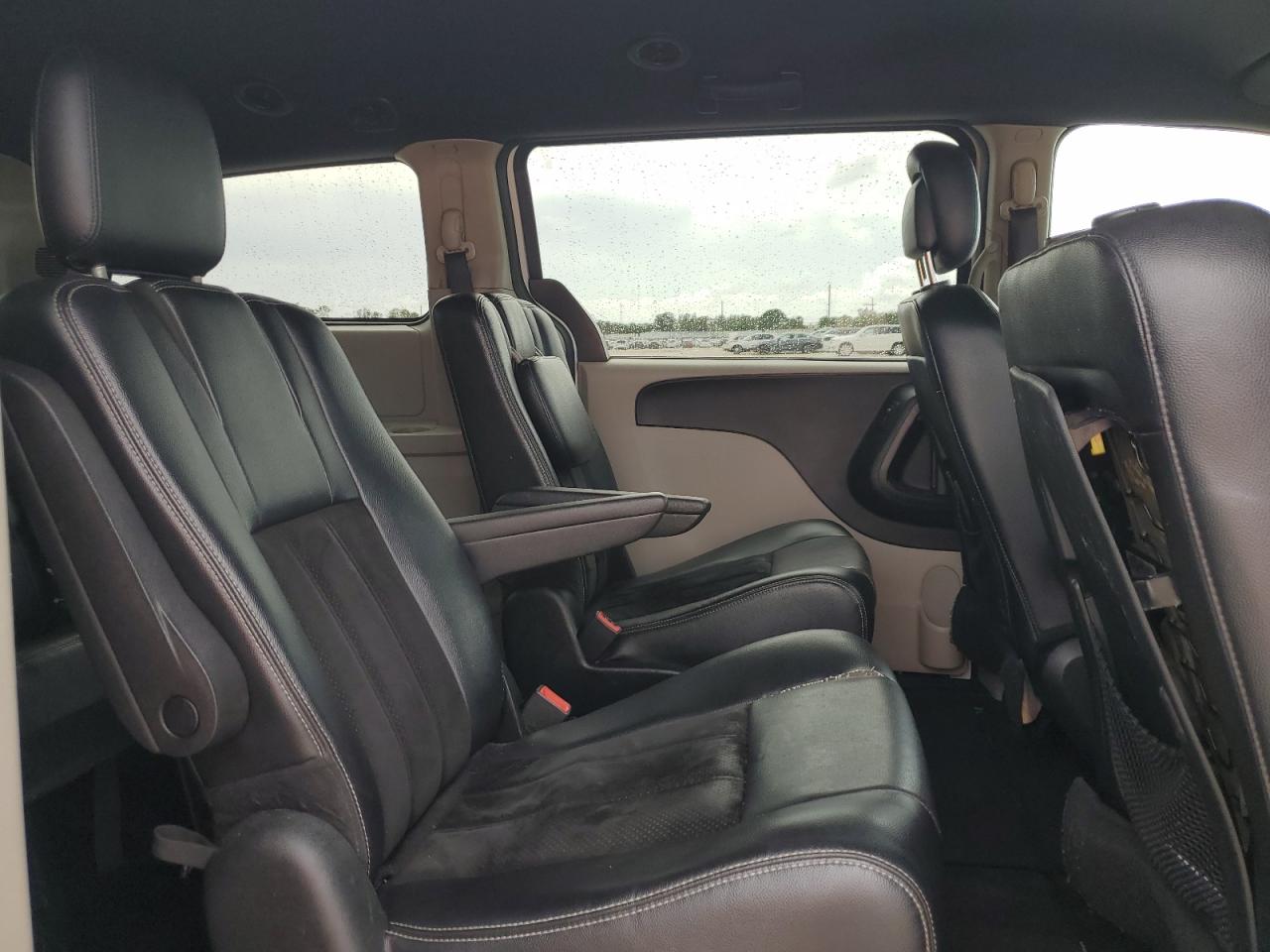 2017 Dodge Grand Caravan Sxt VIN: 2C4RDGCG3HR595988 Lot: 65553075