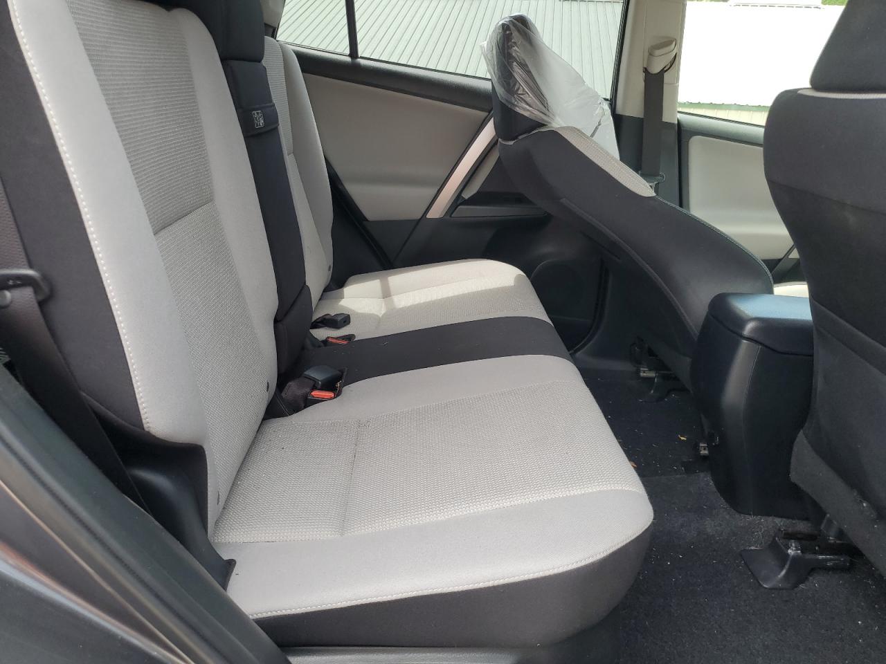 2017 Toyota Rav4 Hv Le VIN: JTMRJREV9HD153378 Lot: 63096935