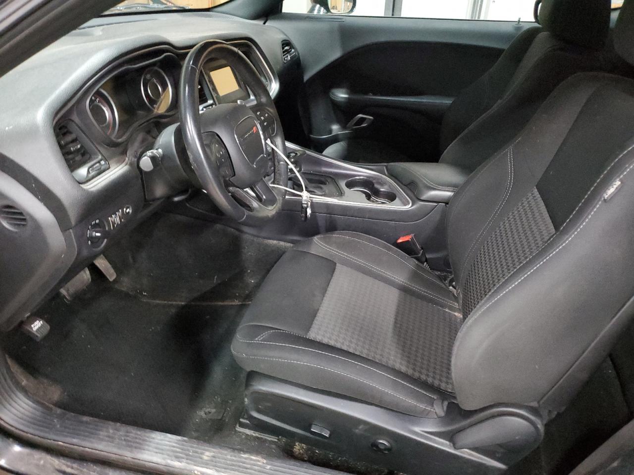 2015 Dodge Challenger Sxt VIN: 2C3CDZAG0FH895676 Lot: 64441365