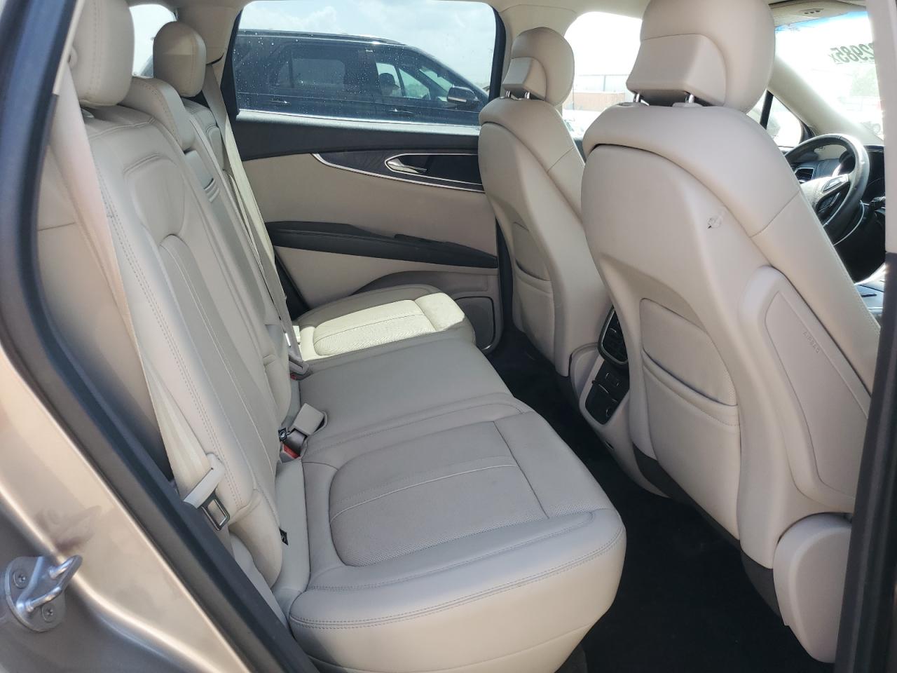 2lmpj6lr6jbl34722 2LMPJ6LR6JBL34722 2018 Lincoln Mkx Reserve