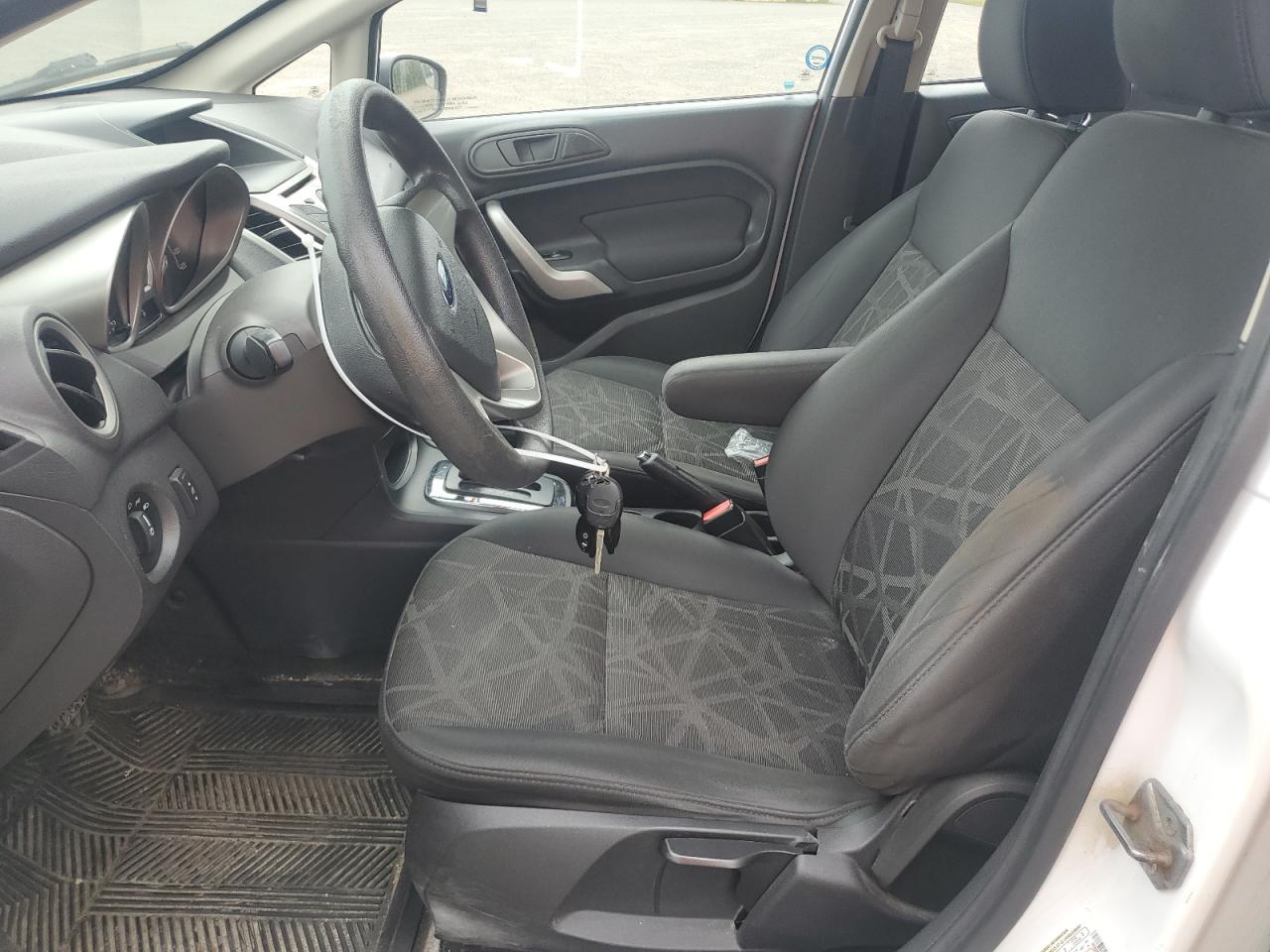 3FADP4BJ0DM106547 2013 Ford Fiesta Se