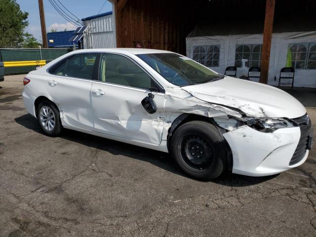  TOYOTA CAMRY 2015 Biały