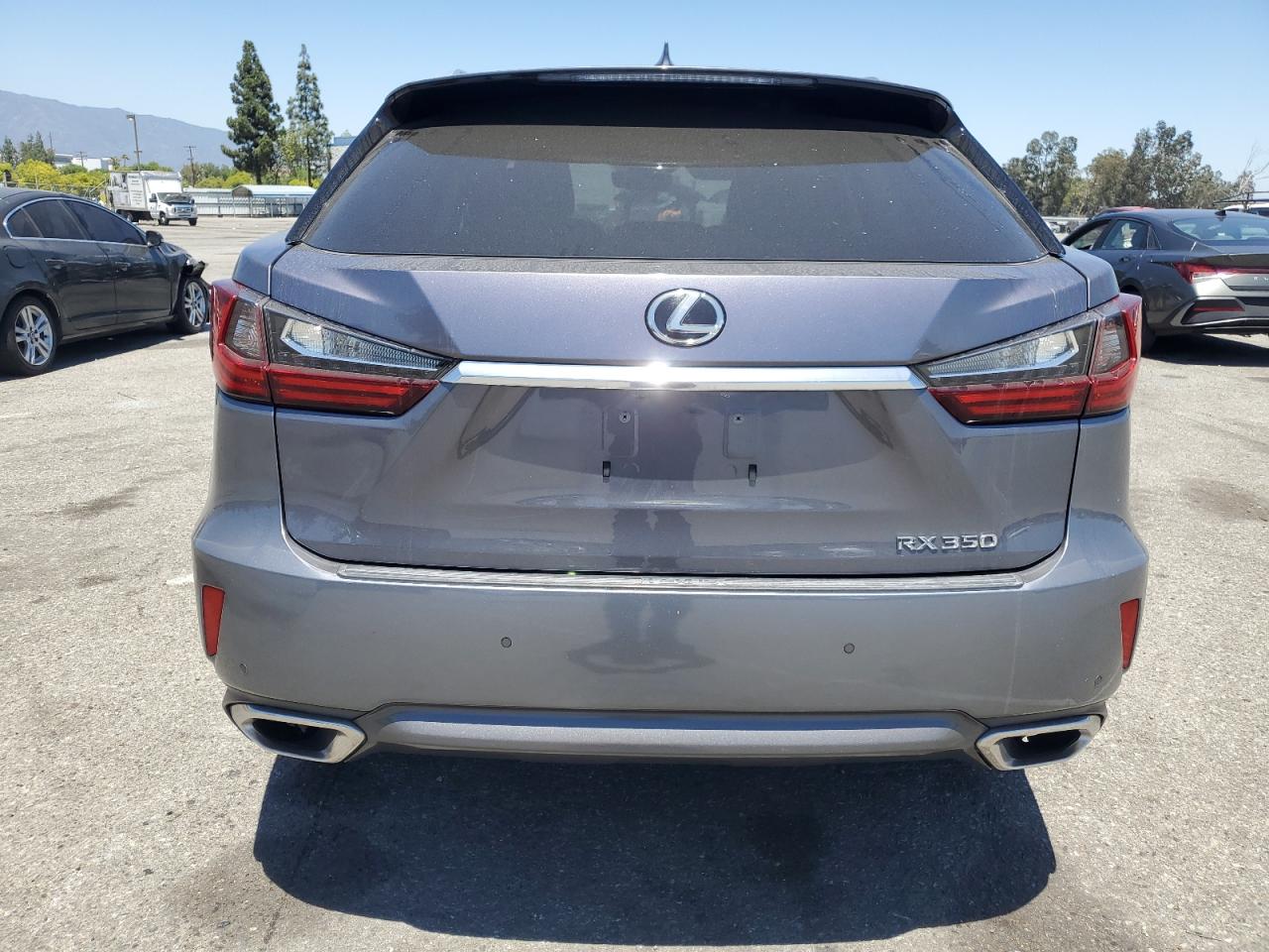 2018 Lexus Rx 350 Base VIN: 2T2ZZMCA5JC102082 Lot: 63633615