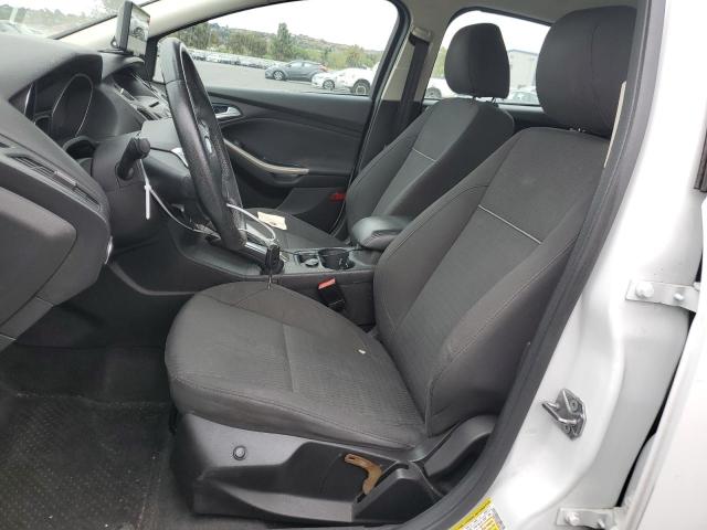  FORD FOCUS 2012 Белы
