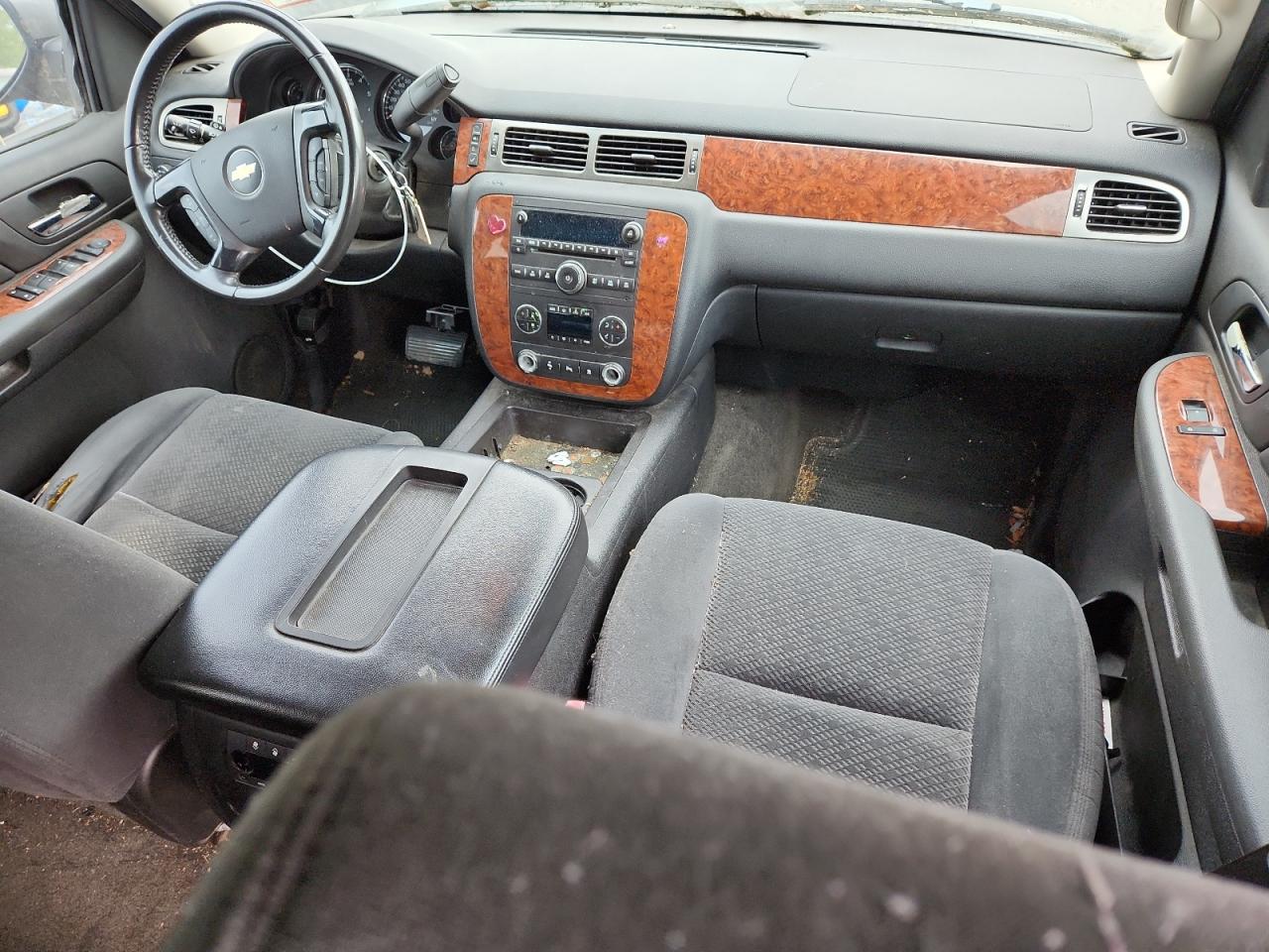 2007 Chevrolet Suburban K1500 VIN: 1GNFK16347J230227 Lot: 64437065