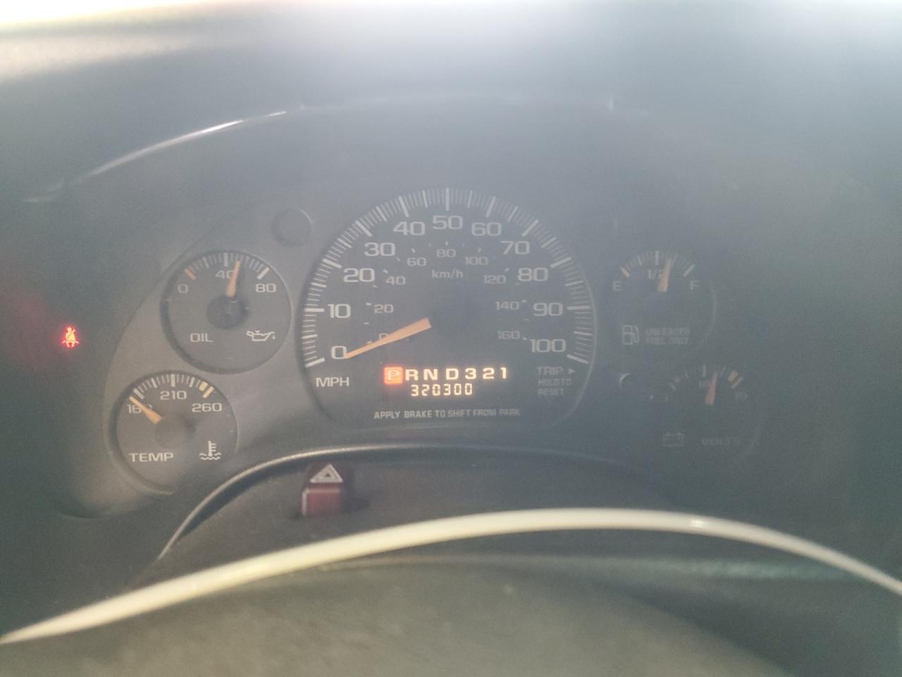 2002 Chevrolet Express G3500 VIN: 1GCHG39R421228551 Lot: 65323445