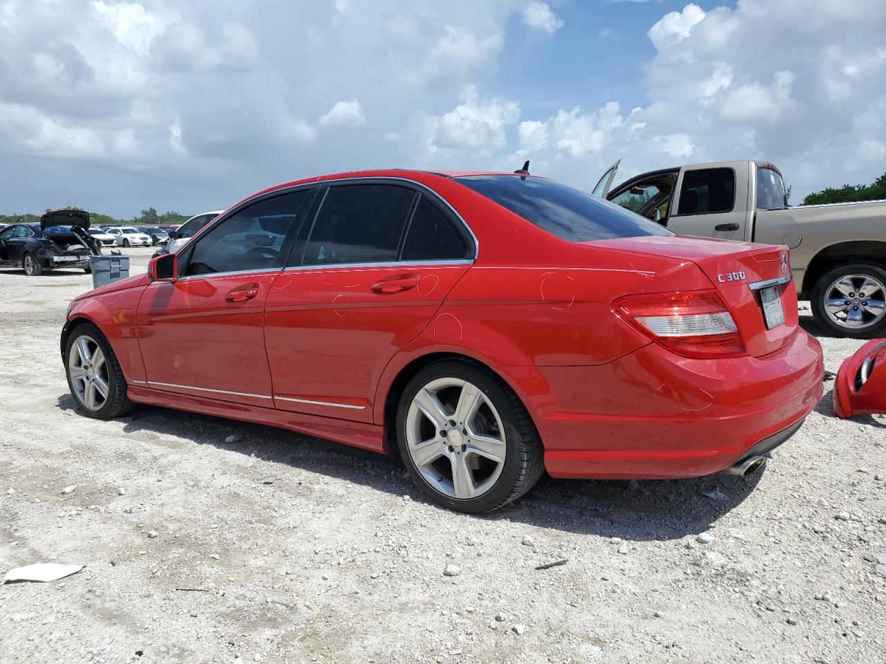 2011 Mercedes-Benz C 300 VIN: WDDGF5EB5BA527197 Lot: 65684905