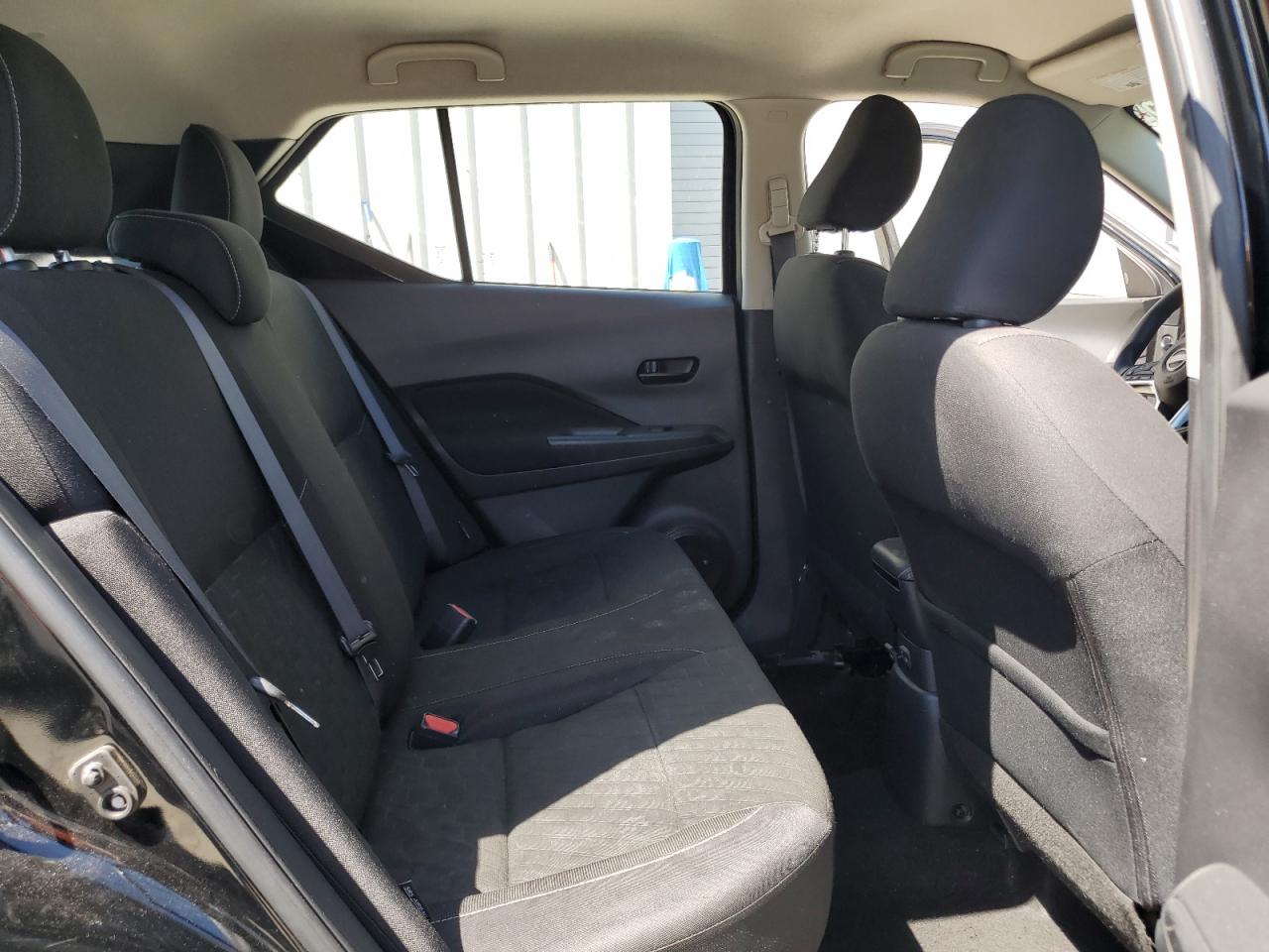 3N1CP5BV0NL499359 2022 Nissan Kicks S