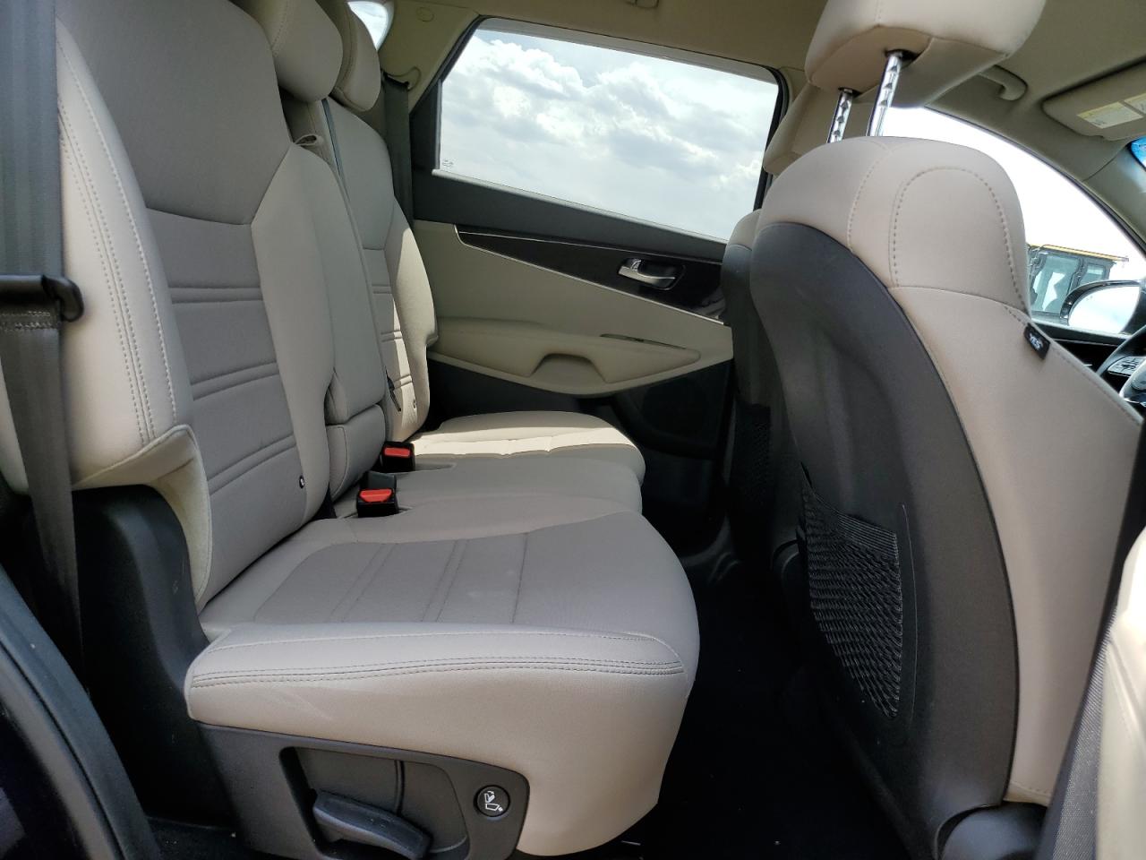 2020 Kia Sorento S VIN: 5XYPGDA5XLG692939 Lot: 65585845