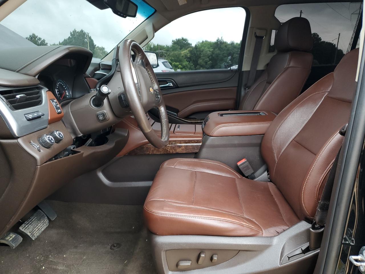 2018 Chevrolet Suburban K1500 Premier VIN: 1GNSKJKC1JR354453 Lot: 63085995