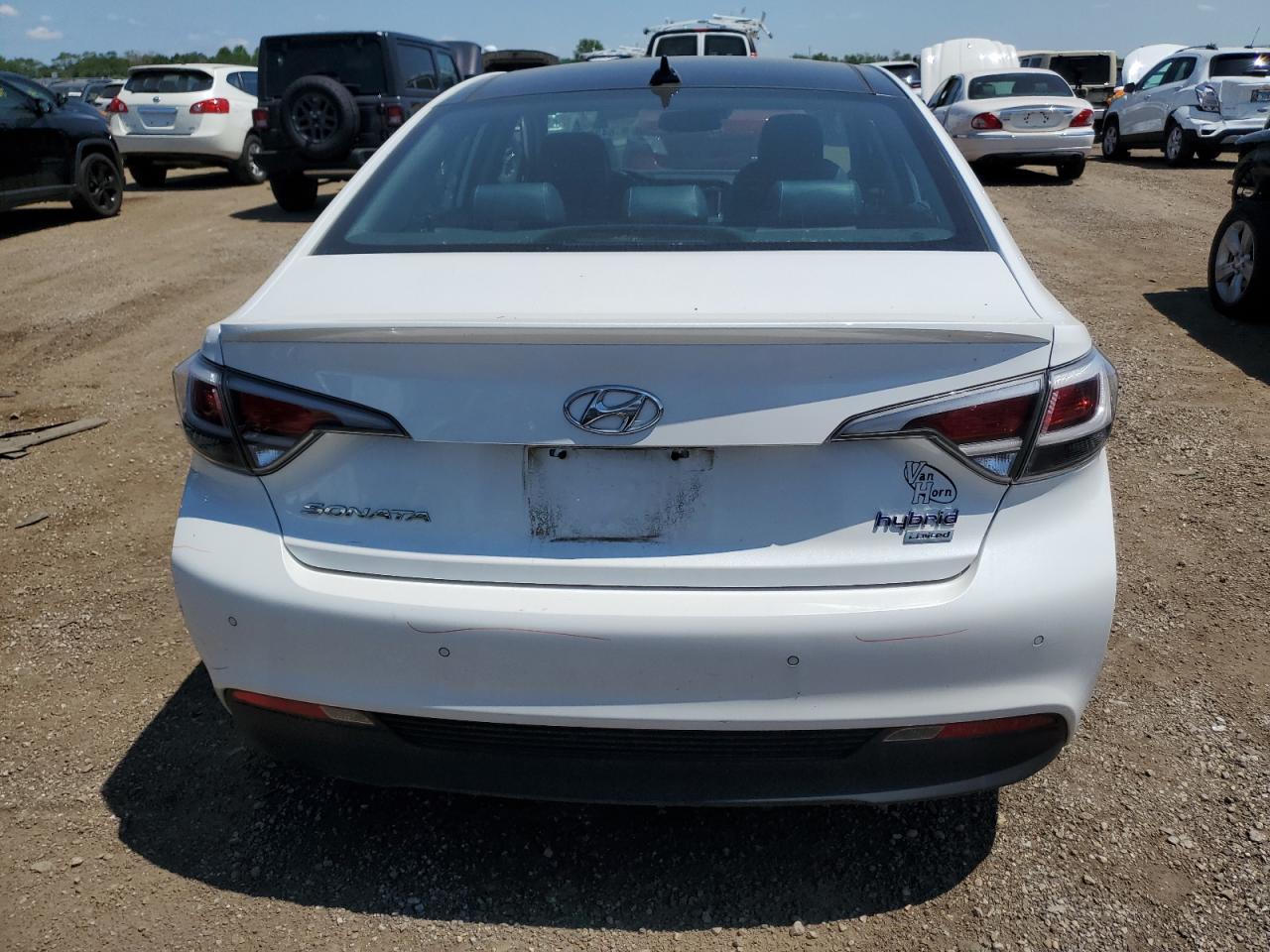 2017 Hyundai Sonata Hybrid VIN: KMHE34L11HA057298 Lot: 64391505