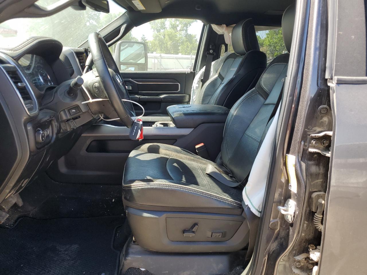 2024 Ram 3500 Laramie VIN: 3C63RRML8RG190898 Lot: 63293405