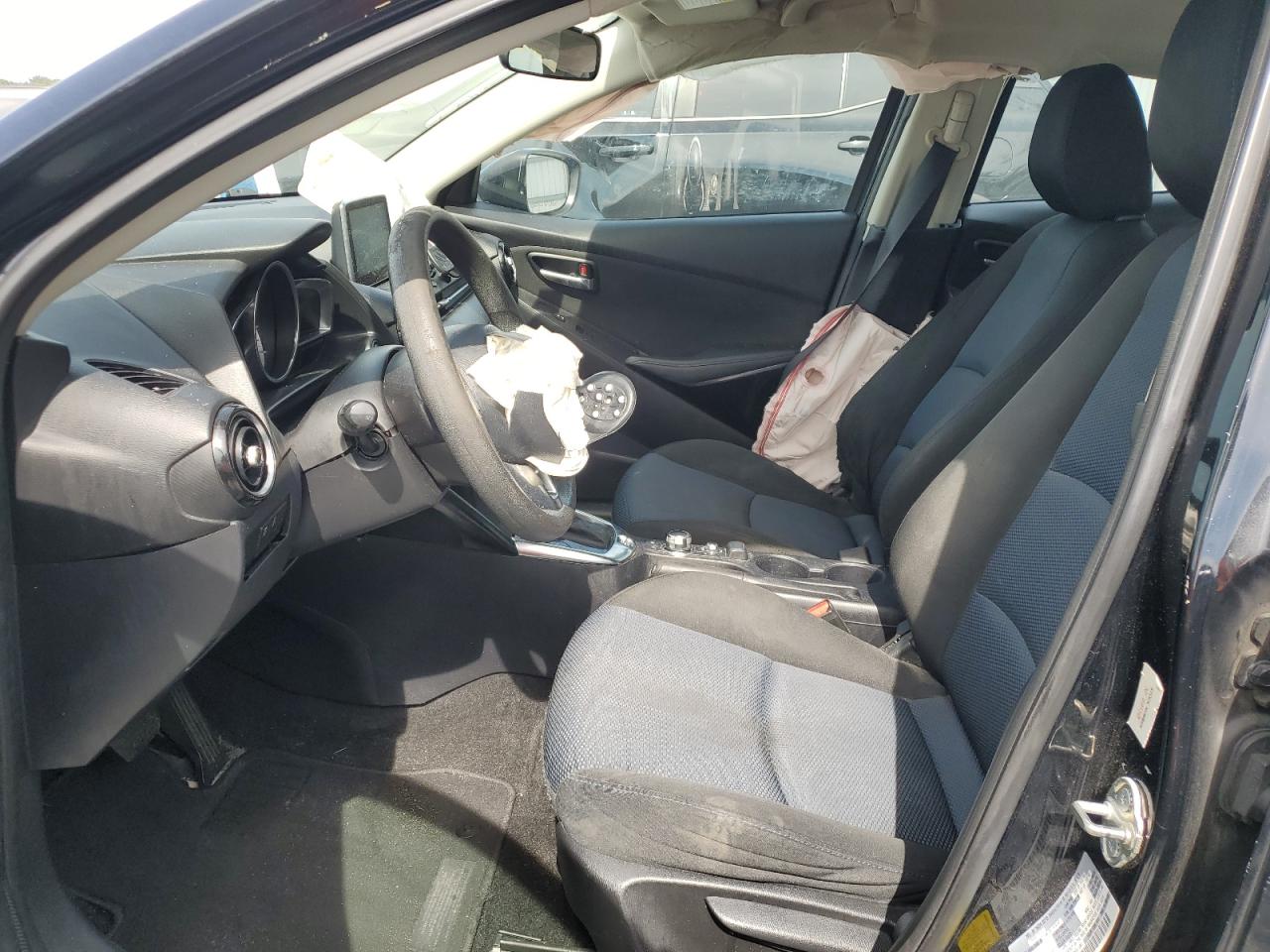 2018 Toyota Yaris Ia VIN: 3MYDLBYV0JY333747 Lot: 67253475