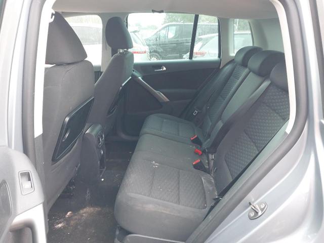 2009 VOLKSWAGEN TIGUAN SE