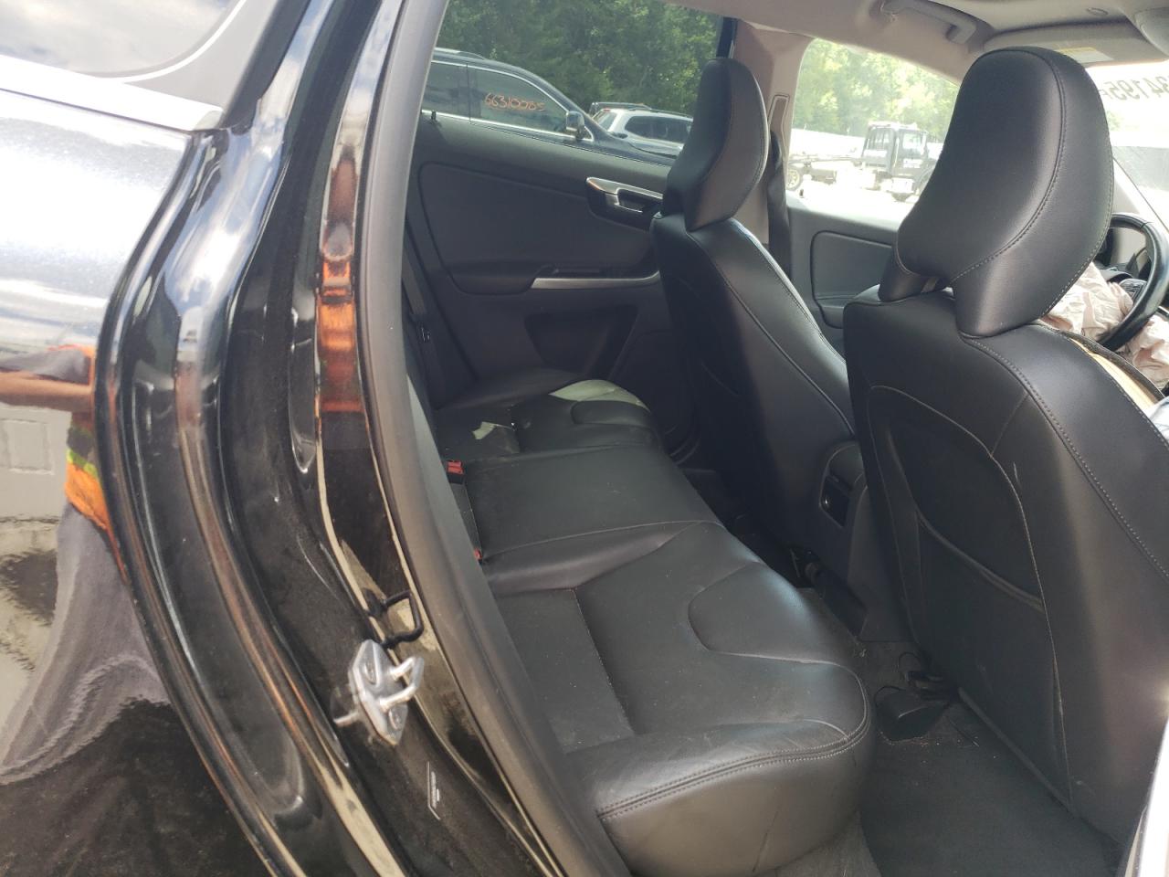 2016 Volvo Xc60 T5 Premier VIN: YV4612RK6G2785501 Lot: 66434195