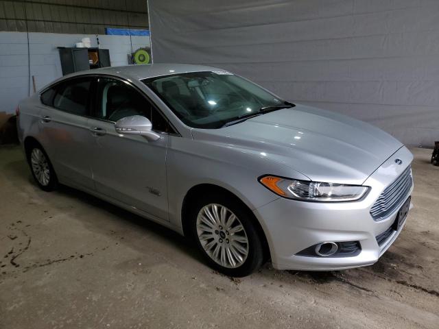  FORD FUSION 2016 Серебристый