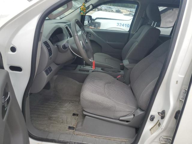  NISSAN FRONTIER 2015 Белы