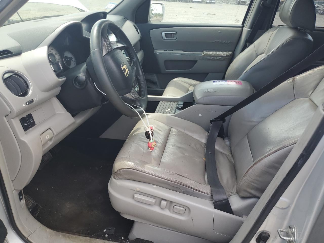 2009 Honda Pilot Touring VIN: 5FNYF48929B008885 Lot: 64197785