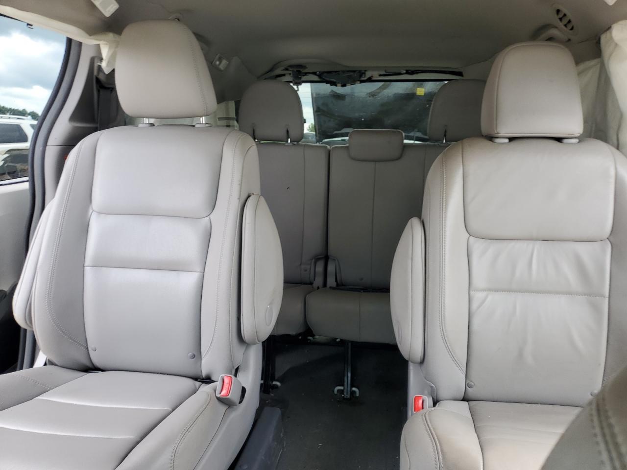 2015 Toyota Sienna Xle VIN: 5TDYK3DC9FS659560 Lot: 64736465