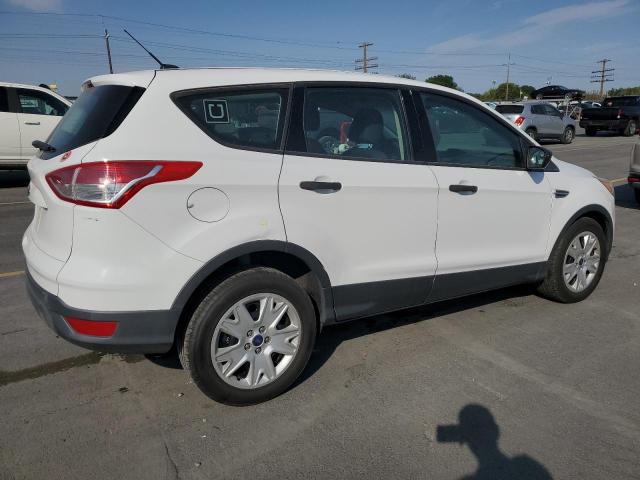 Паркетники FORD ESCAPE 2015 Белы
