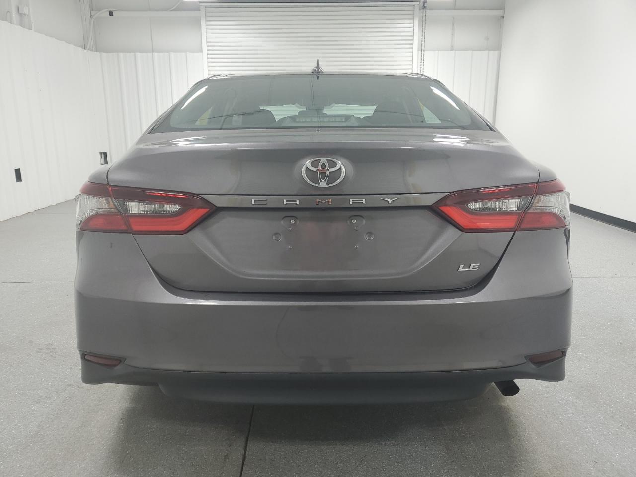 2021 Toyota Camry Le VIN: 4T1C11AK9MU597773 Lot: 64765625