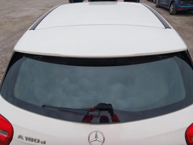 2017 MERCEDES BENZ A 180 D AM