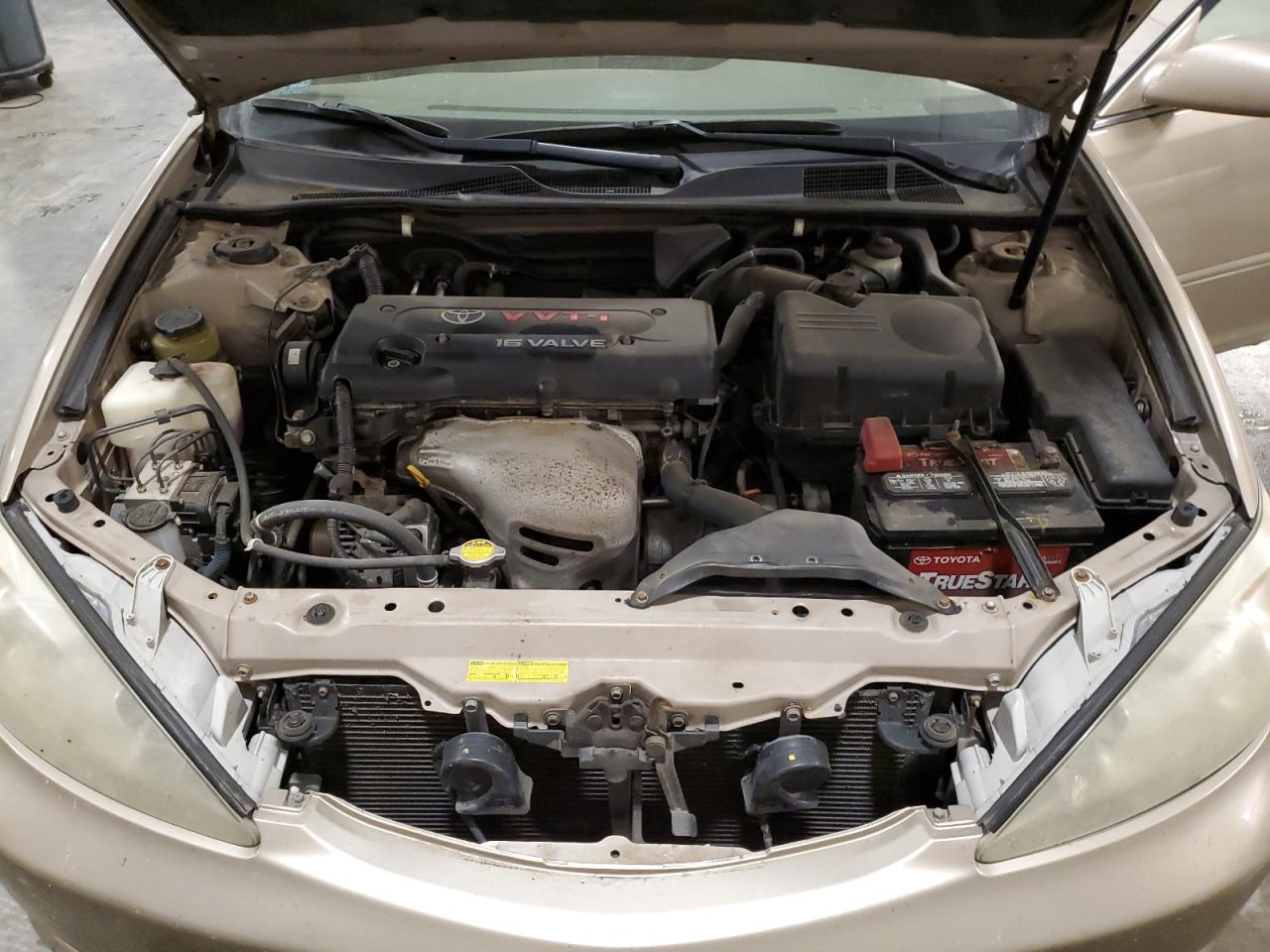 2003 Toyota Camry Le VIN: 4T1BE32KX3U643748 Lot: 63941675