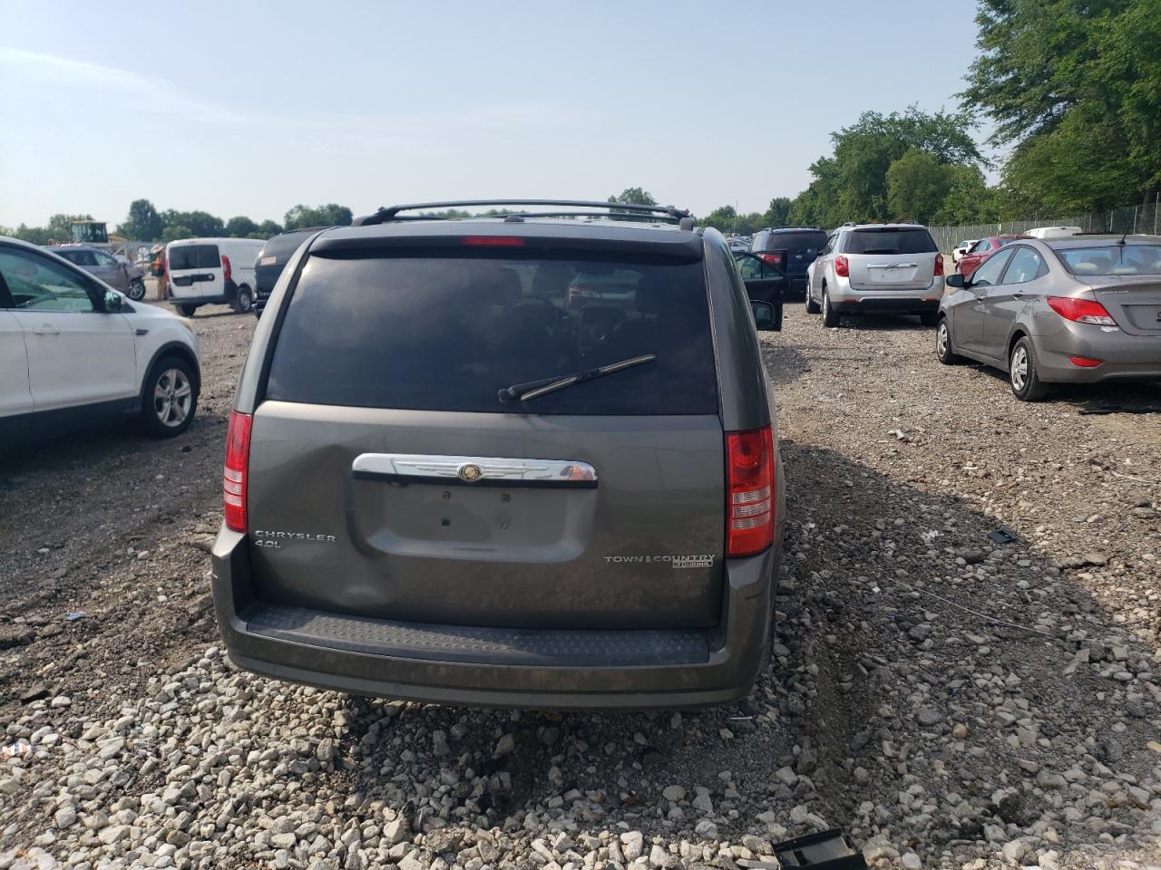 2010 Chrysler Town & Country Touring Plus VIN: 2A4RR8DX2AR366837 Lot: 63582065