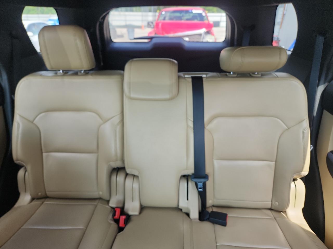 2017 Ford Explorer Xlt VIN: 1FM5K7D88HGB68637 Lot: 62636915
