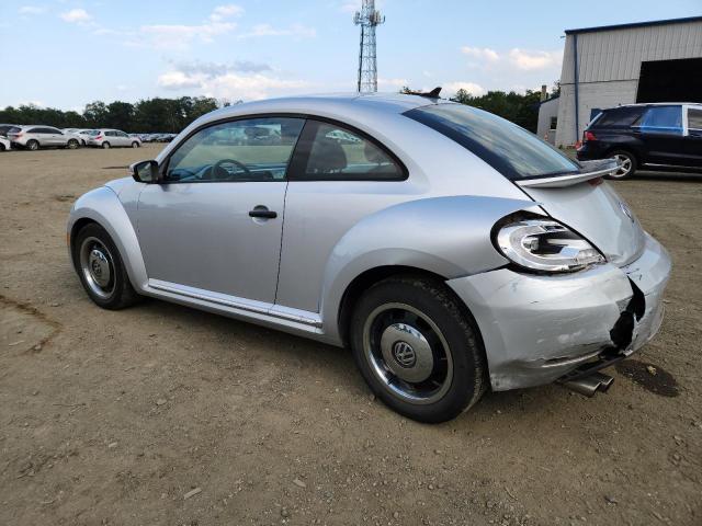  VOLKSWAGEN BEETLE 2015 Srebrny