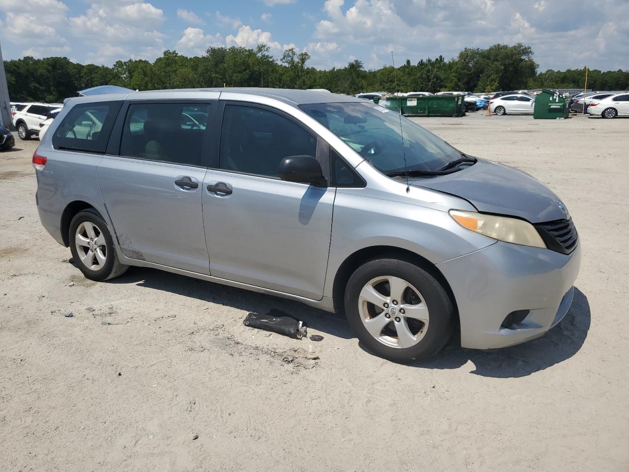 2011 Toyota Sienna Base VIN: 5TDKA3DC2BS006765 Lot: 65703745